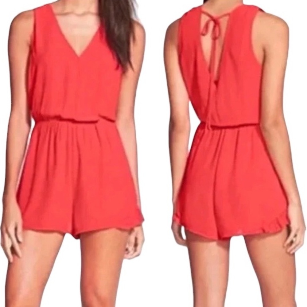 ASTR THE LABEL Sleeveless Surplice Coral Romper size M